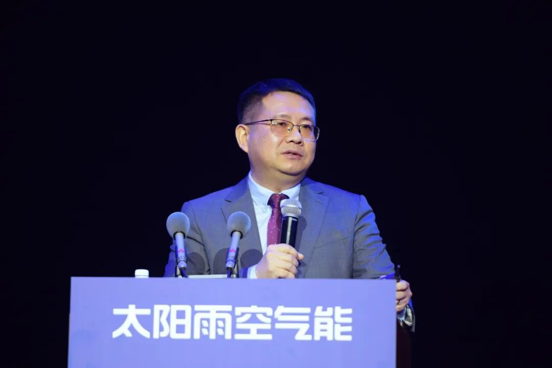 空氣能,太陽能,熱水器